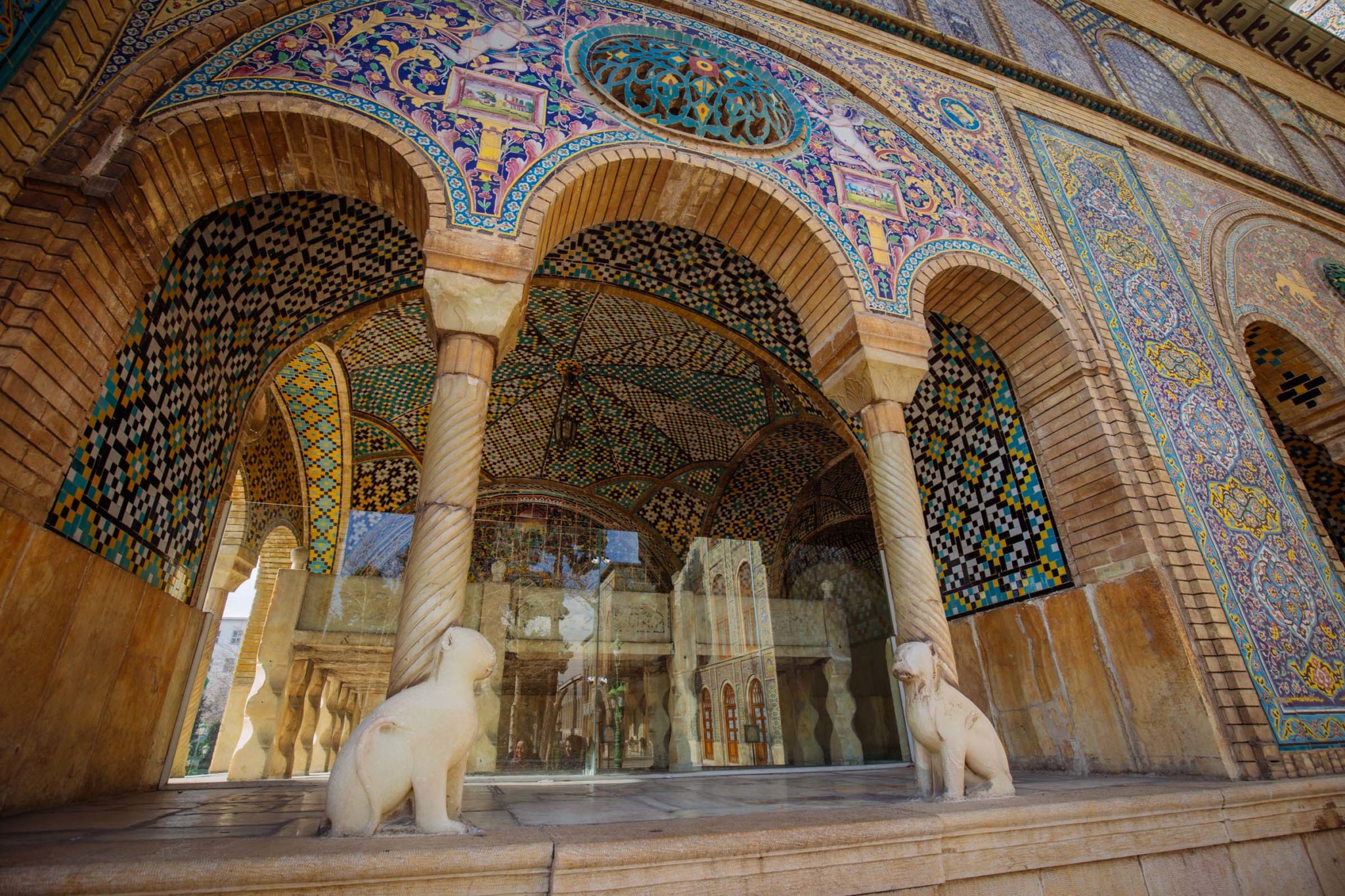 close-ups-of-persian-architecture-golestan-and-ali-qapu-palaces-in